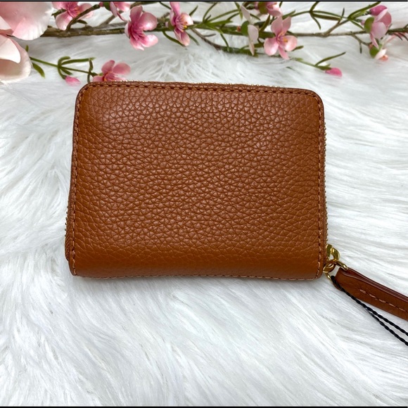 👝🐌 MARC JACOBS Leather Zip Wallet 🐌👝 - Picture 4 of 16